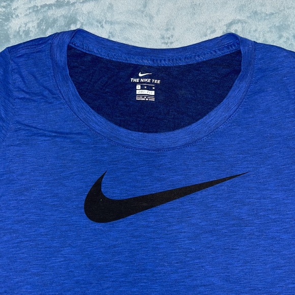 Blue Nike T-Shirt - Picture 2 of 2
